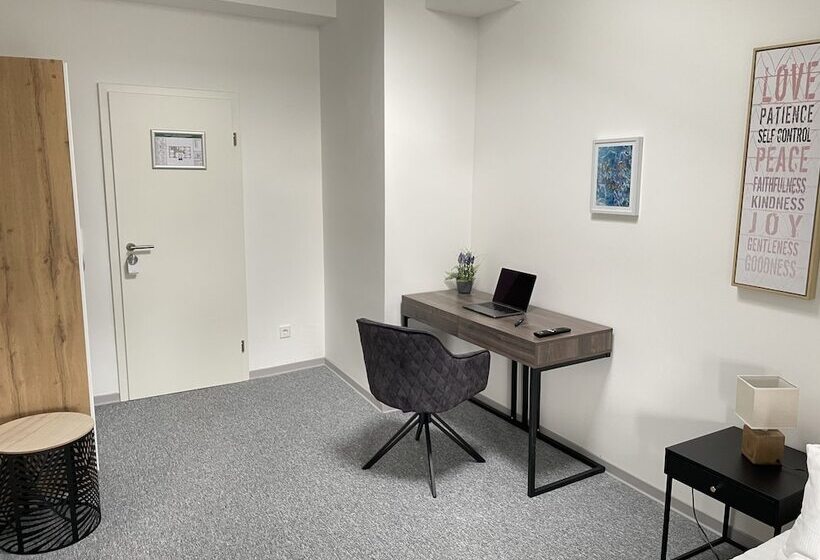 Hotel Am Bahnhof Ditzingen