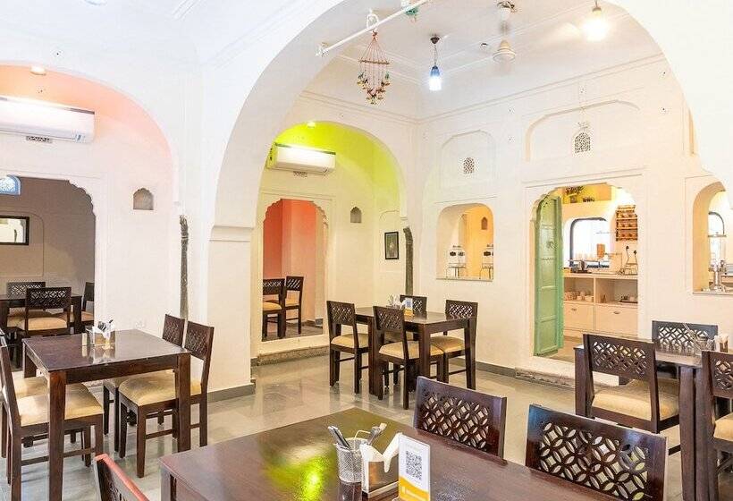 בית מלון כפרי Bloom Boutique | Chelon Haveli