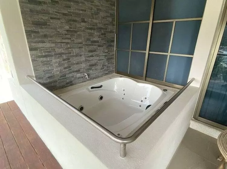 Hotelli Casa Justina