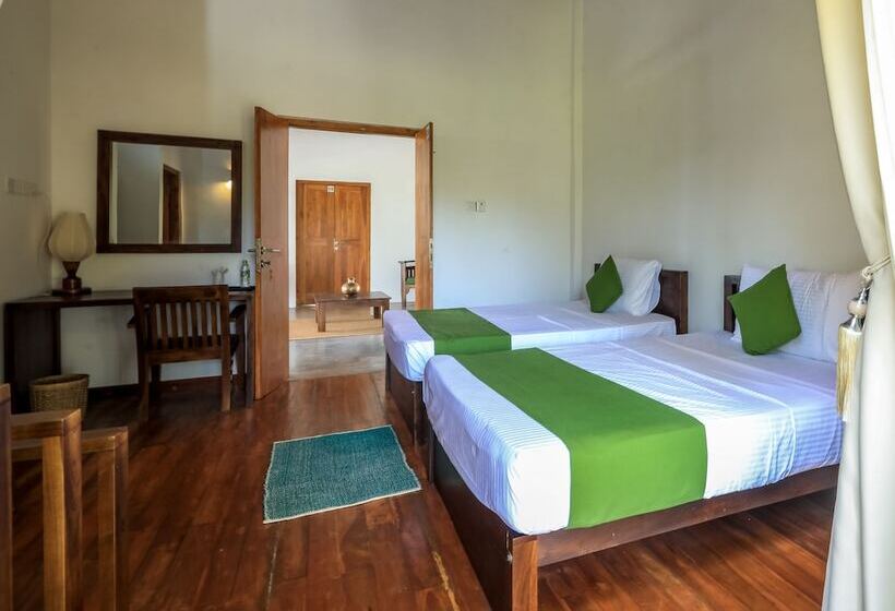 ホテル Kay Jay Palms