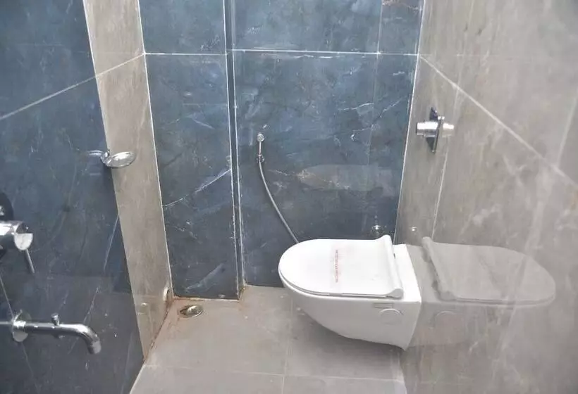 ホテル Maa International