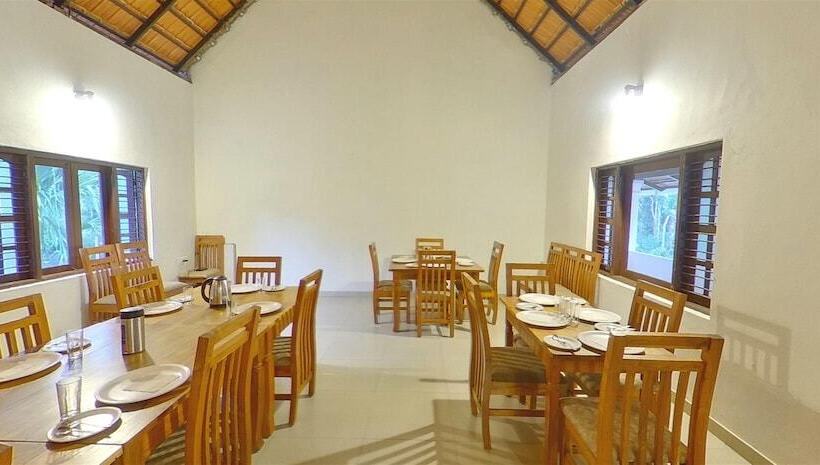 Отель Orange Valley Plantation Holiday,virajpet