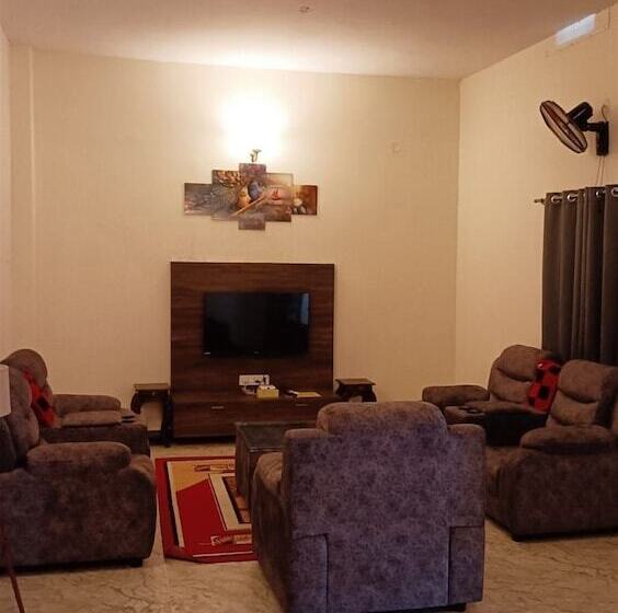 Отель Orange Valley Plantation Holiday,virajpet