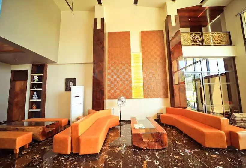 Hotelli Royal Rich County