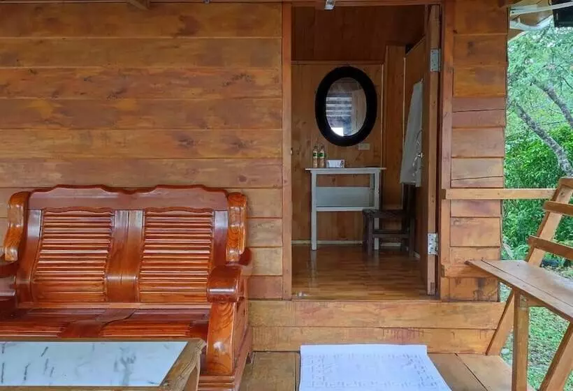 هتل روستایی Chargevillage