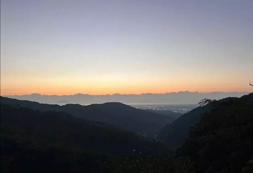 هتل روستایی Chargevillage