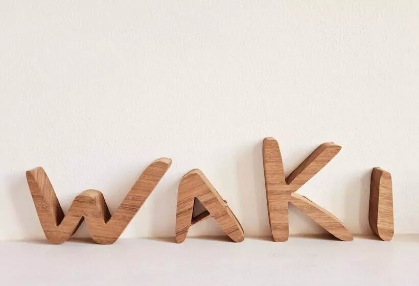 هتل Waki Conscious