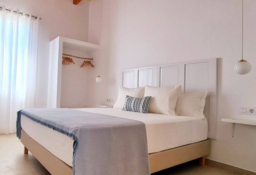 هتل Waki Conscious