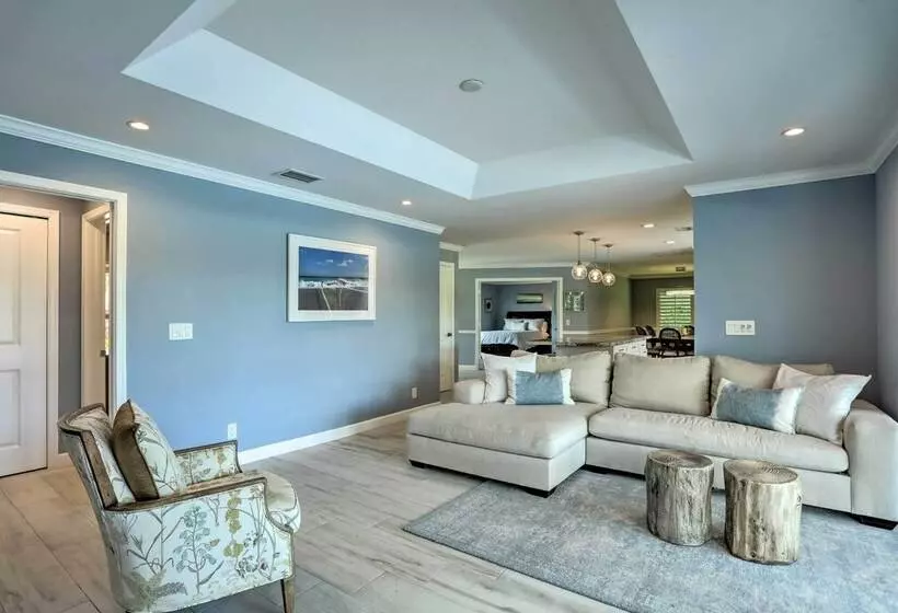 Jupiter Home W/ Private Pool & Putting Green!