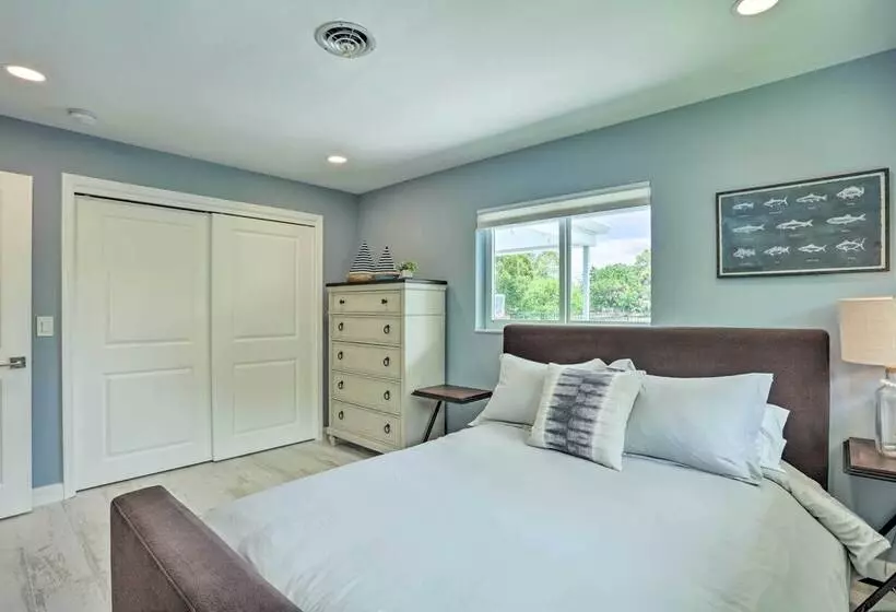 Jupiter Home W/ Private Pool & Putting Green!