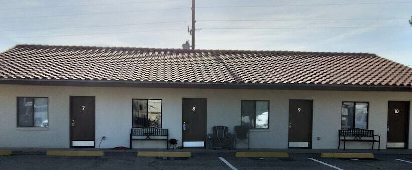 فندق على الطريق Spring Creek