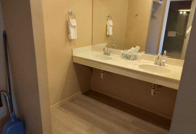 فندق على الطريق Spring Creek