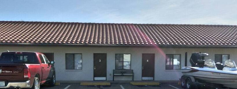 فندق على الطريق Spring Creek