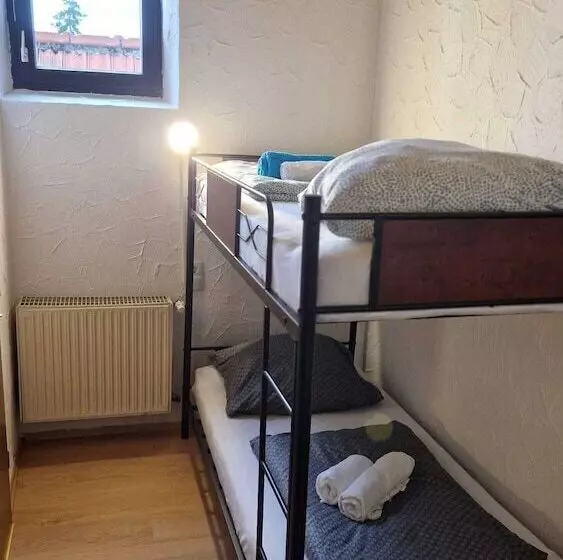 Majatalo Family And Friends Hassloch