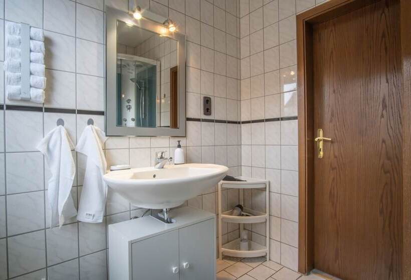 פנסיון Family And Friends Hassloch