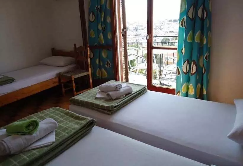Pension Margarita Triple Room1