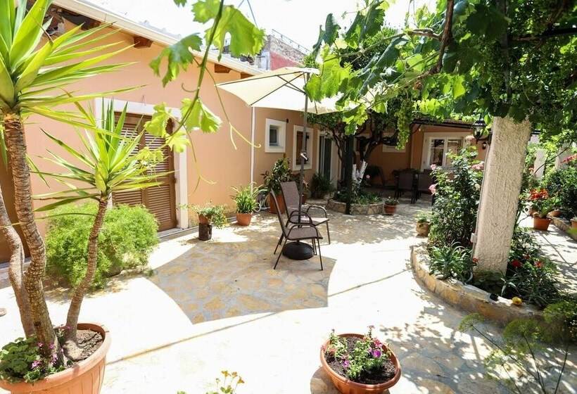 레지던스 Beautiful 8 Bed House In Corfu