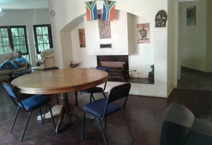 Rosebank Boarding Hostel