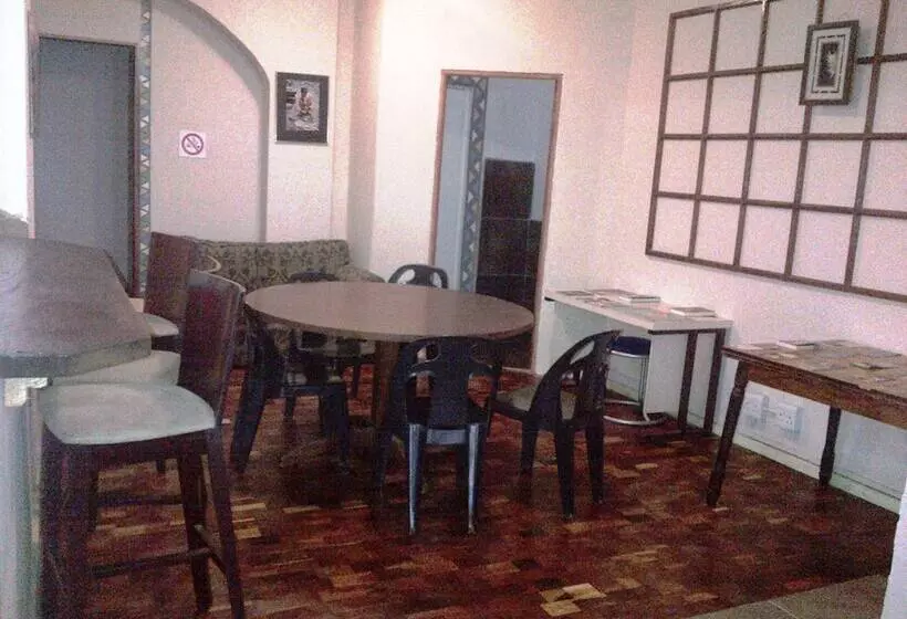 Rosebank Boarding Hostel