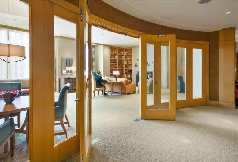 Global Luxury Suites Mass General Hospital