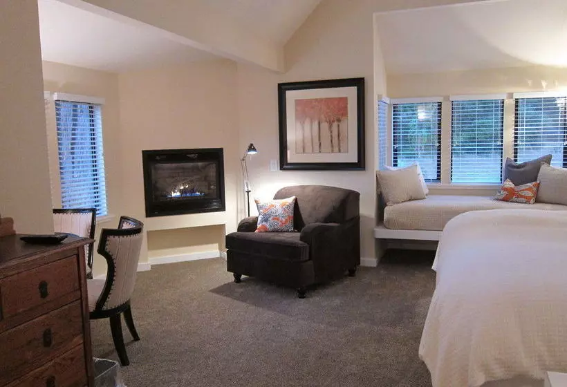 تختخواب و صبحانه Inn At The Cobbler S Walk