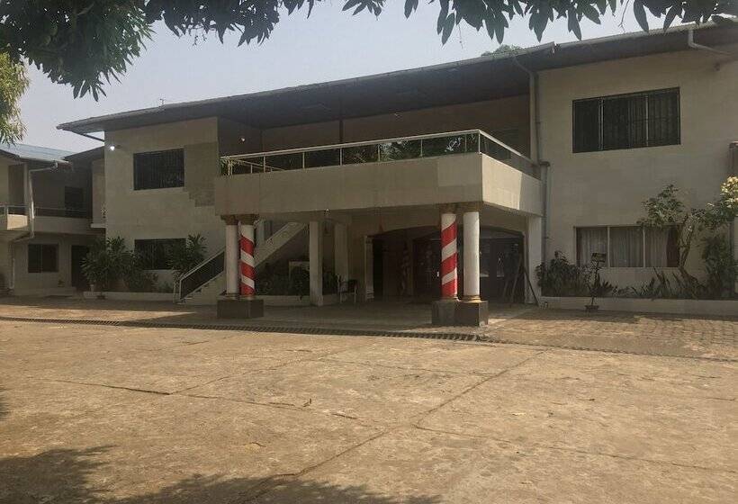 Embassy Suites Hotels & Restaurant