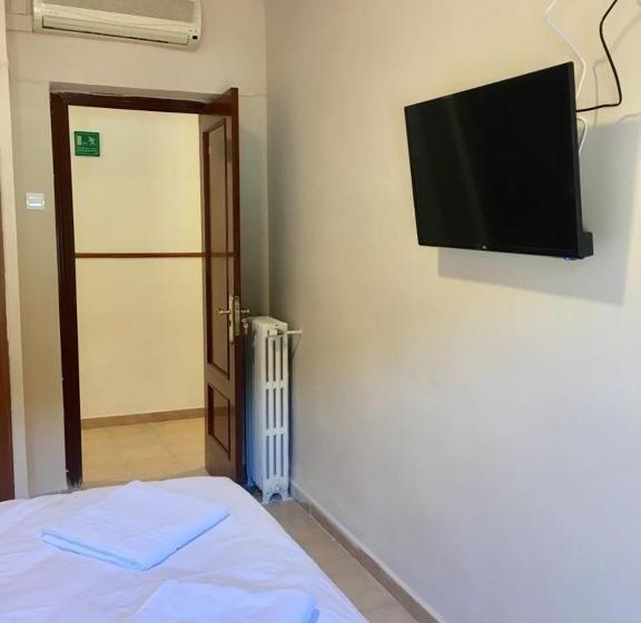 مسافرخانه Metropolitan Atocha