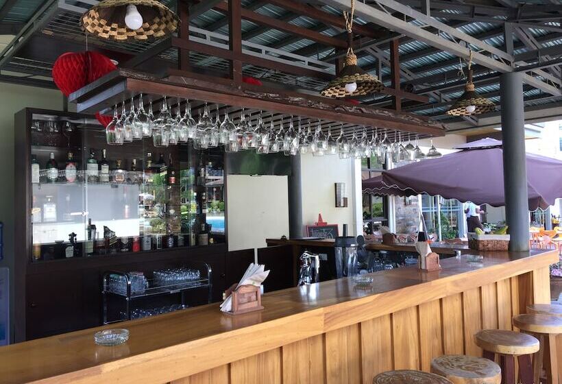 ホテル Coron Soleil Garden Resort