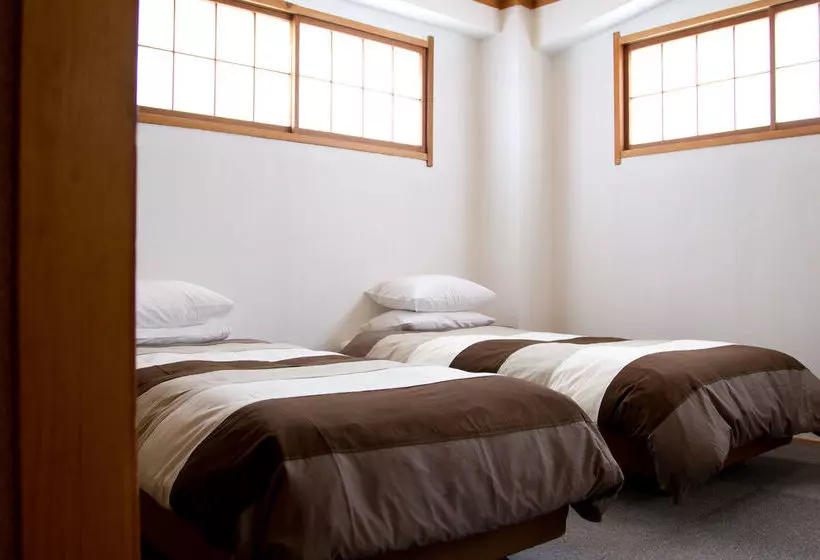 Hotelli Hakuba House