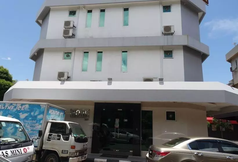 Home Hotel Labuan