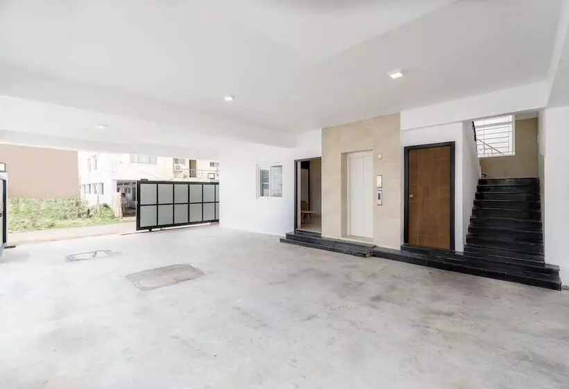 Itsy Hotels Corner Stay
