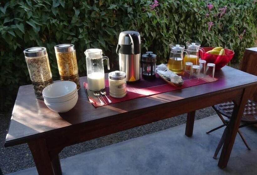 هتل Kamunjila Lodge