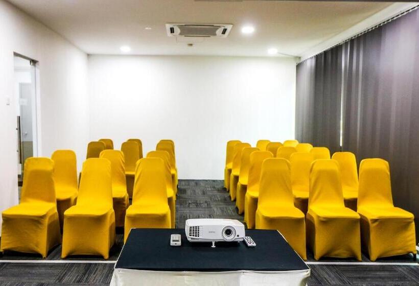 ホテル Lakeview Terrace Resort Pengerang