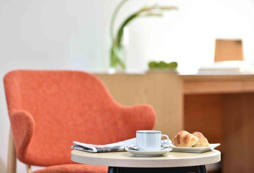 ホテル Lakeview Terrace Resort Pengerang