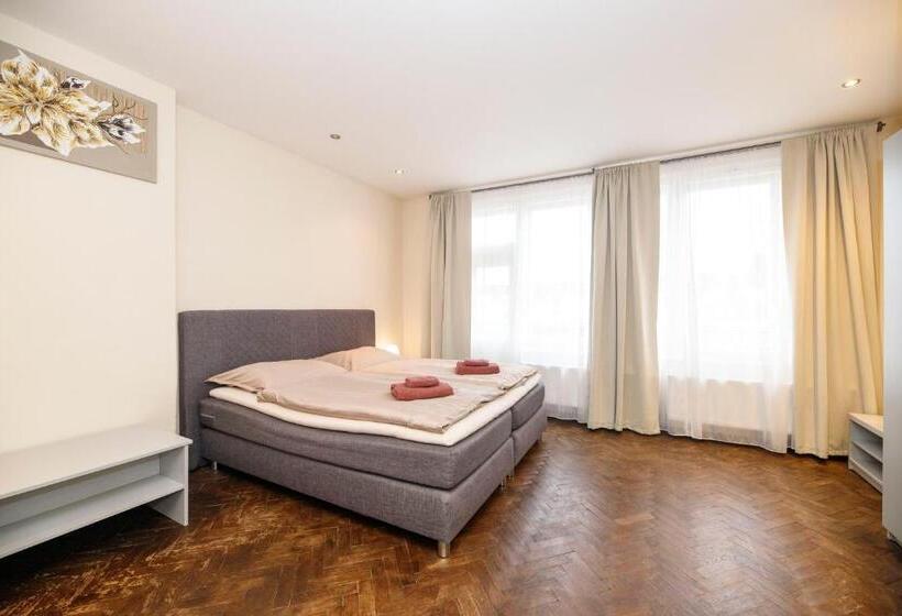 Hotelli Libušina Villa