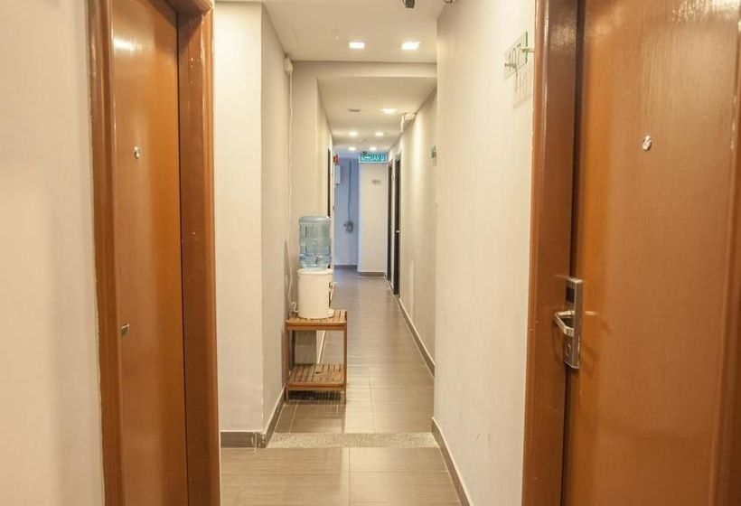 Hotel Oyo Rooms Center Point Mall