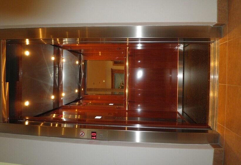 هتل Pension Ballwein