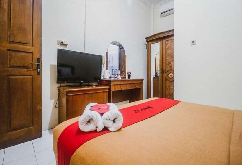 בית מלון כפרי Reddoorz Near Lokasari Mangga Besar 7