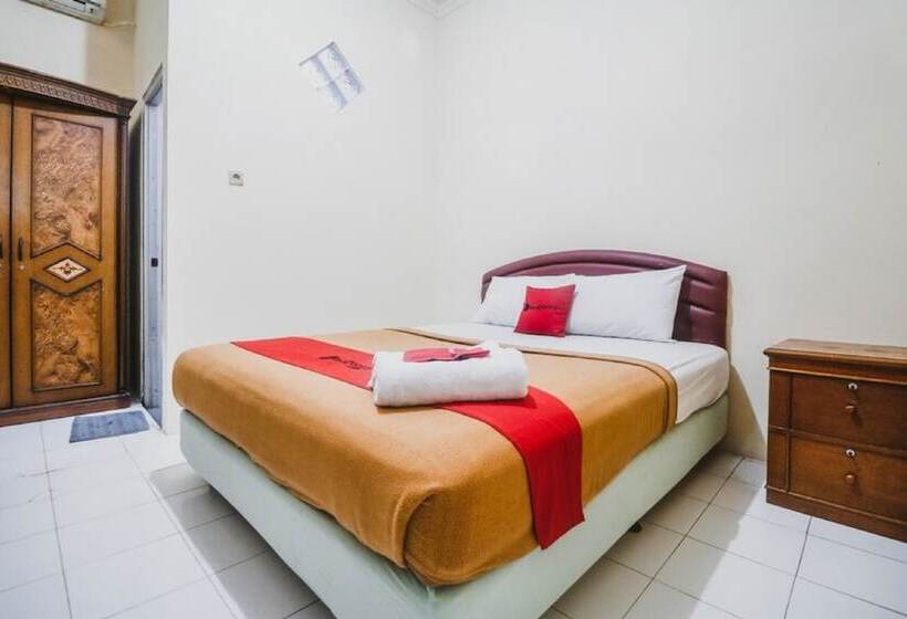 בית מלון כפרי Reddoorz Near Lokasari Mangga Besar 7