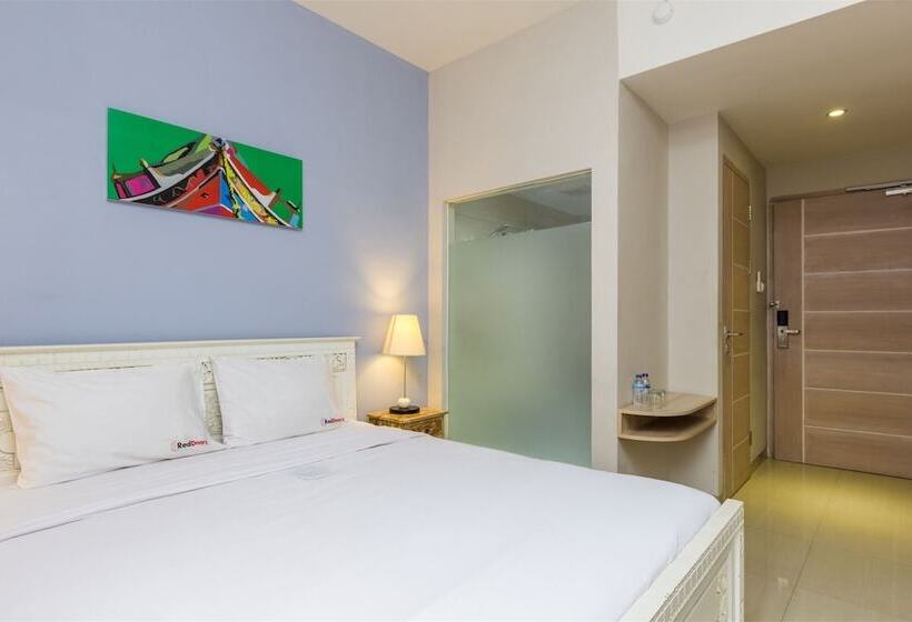 ホテル Reddoorz Plus @ Gunung Salak Street