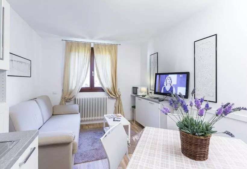 ホテル Residence Rta La Rosa Delle Dolomiti