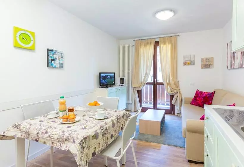 ホテル Residence Rta La Rosa Delle Dolomiti
