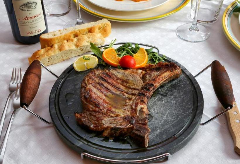 فندق Santa Maria