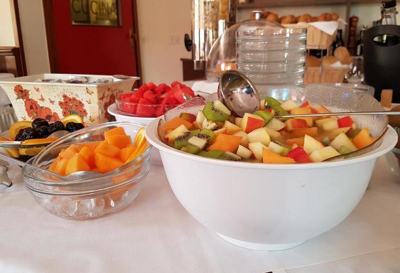 فندق Santa Maria