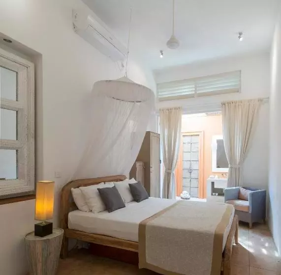 Sri Villas