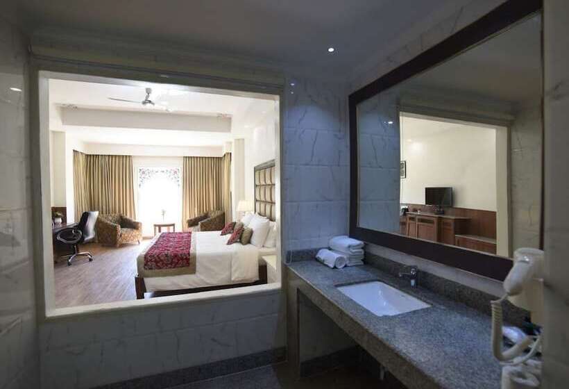 Hotel The Castle Mewar