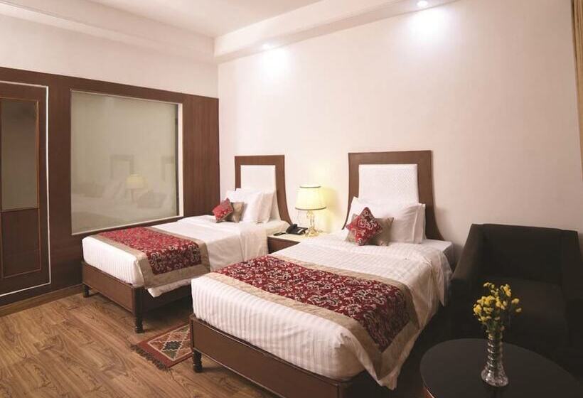 Hotel The Castle Mewar