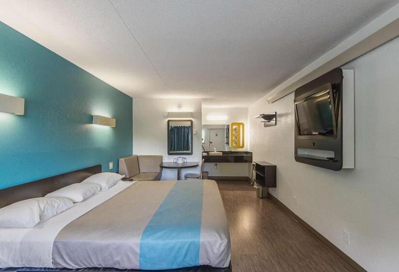 Motel 6 Overland Park, Ks