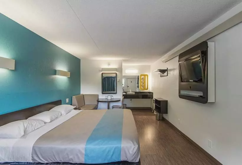 Motel 6 Overland Park, Ks