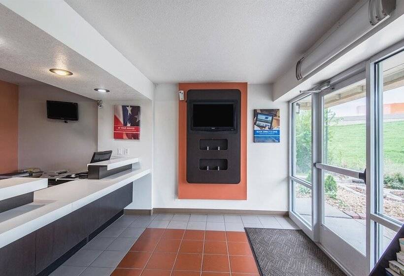 Motel 6 Overland Park, Ks